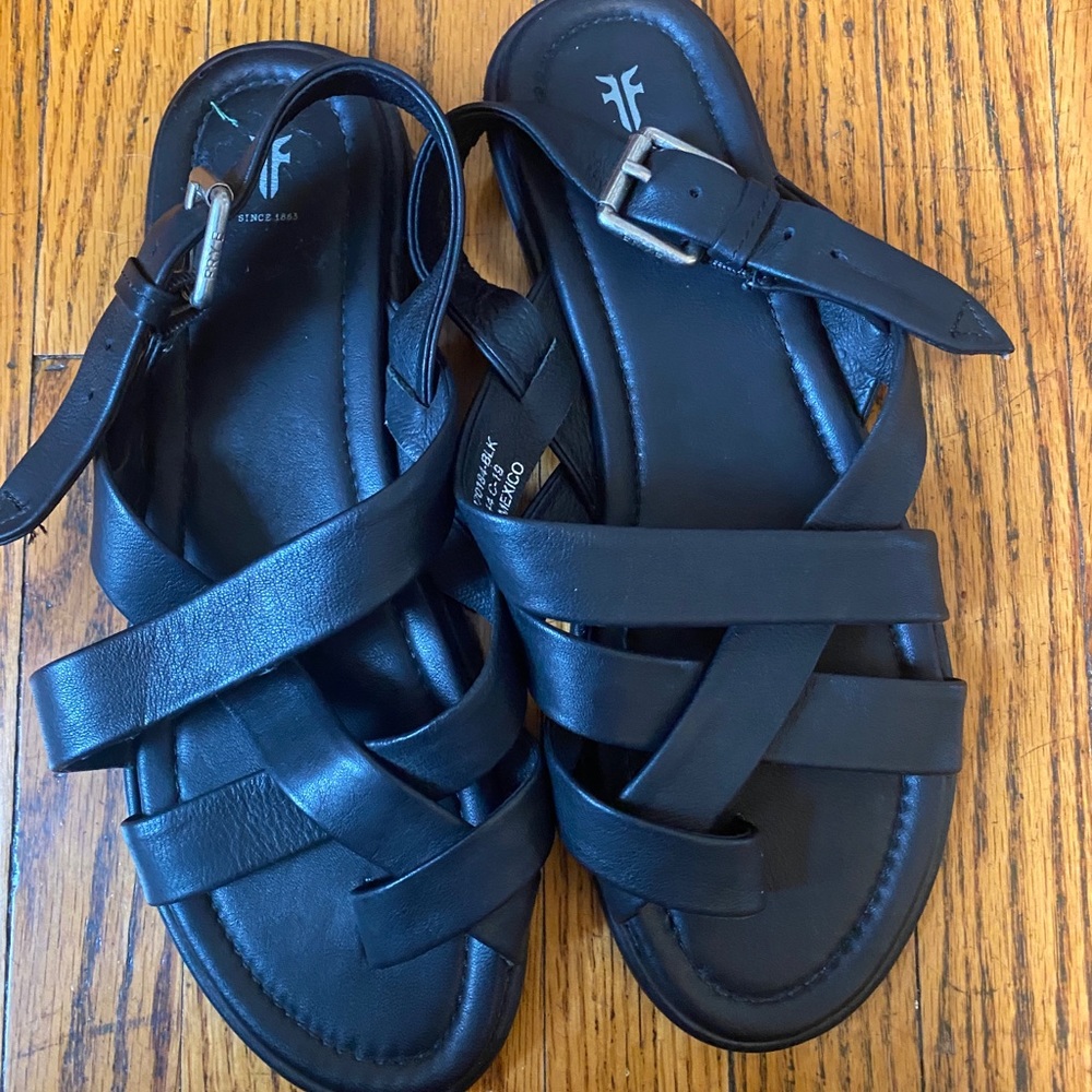 Frye Leather Crossover Sandal